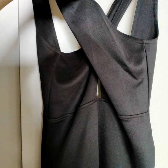 Supre size 6 dress - Picture 2 of 2